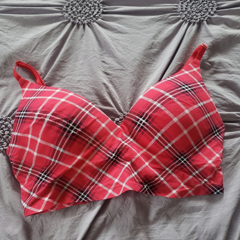 Victoria's Secret Pink bra